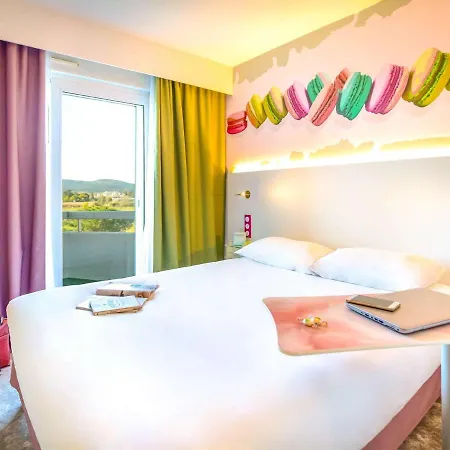 Ibis Styles St Raphael מלון 3*