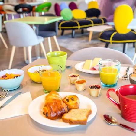 Ibis Styles St Raphael מלון Fréjus