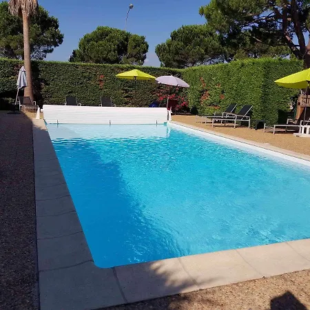 Ibis Styles St Raphael Otel Fréjus