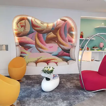 Ibis Styles St Raphael Otel Fréjus